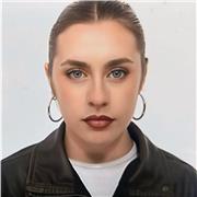 Me considero una mujer trabajadora, responsable, paciente y amable. Se escuchar y comunicarme con facilidad. Niños y adolescentes